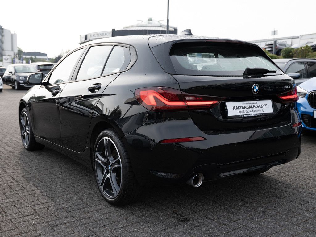 BMW 118 2023 г. Чёрный, пробег 35254 км
