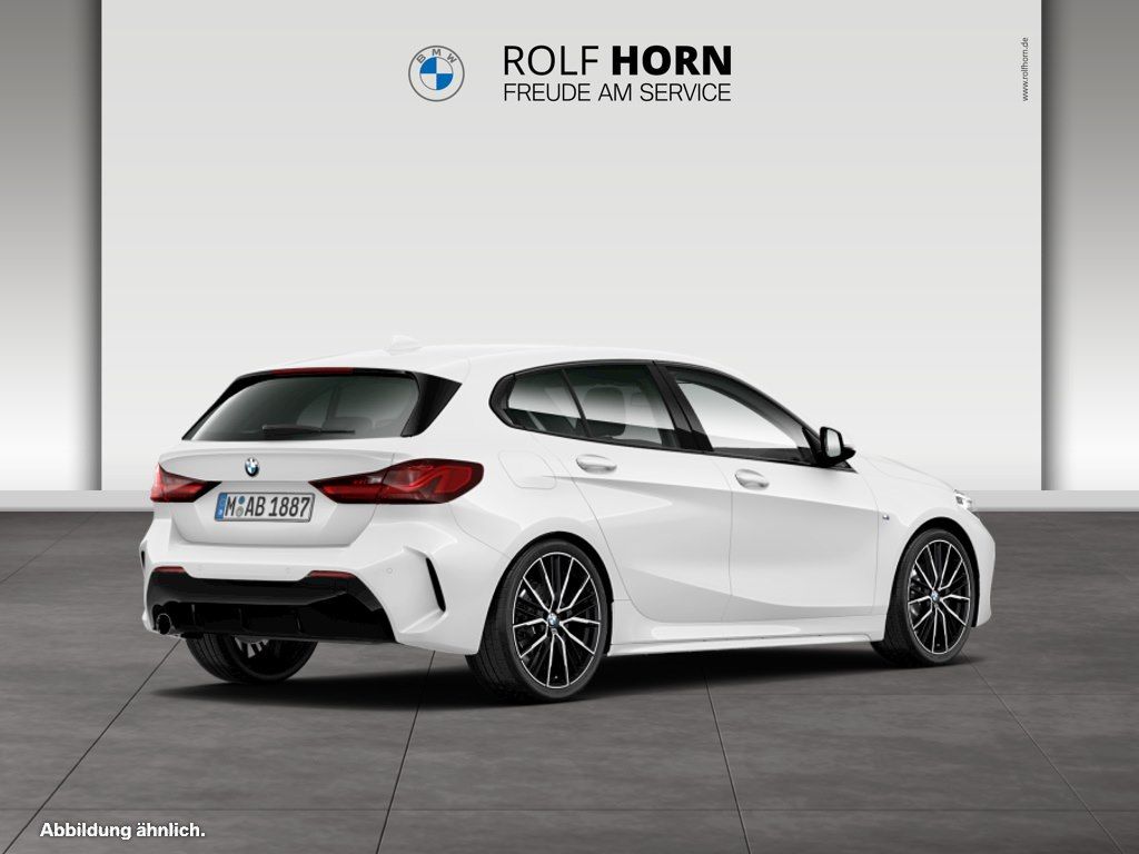 BMW 118 2022 г. Белый, пробег 56104 км