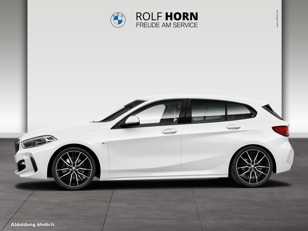 BMW 118 2022 г. Белый, пробег 56104 км