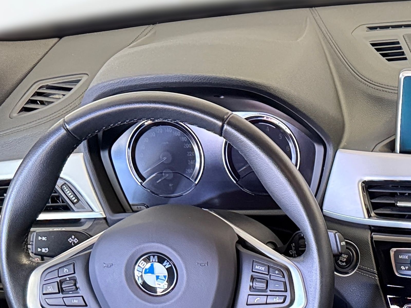 BMW X2 2023 г. Чёрный, пробег 58200 км