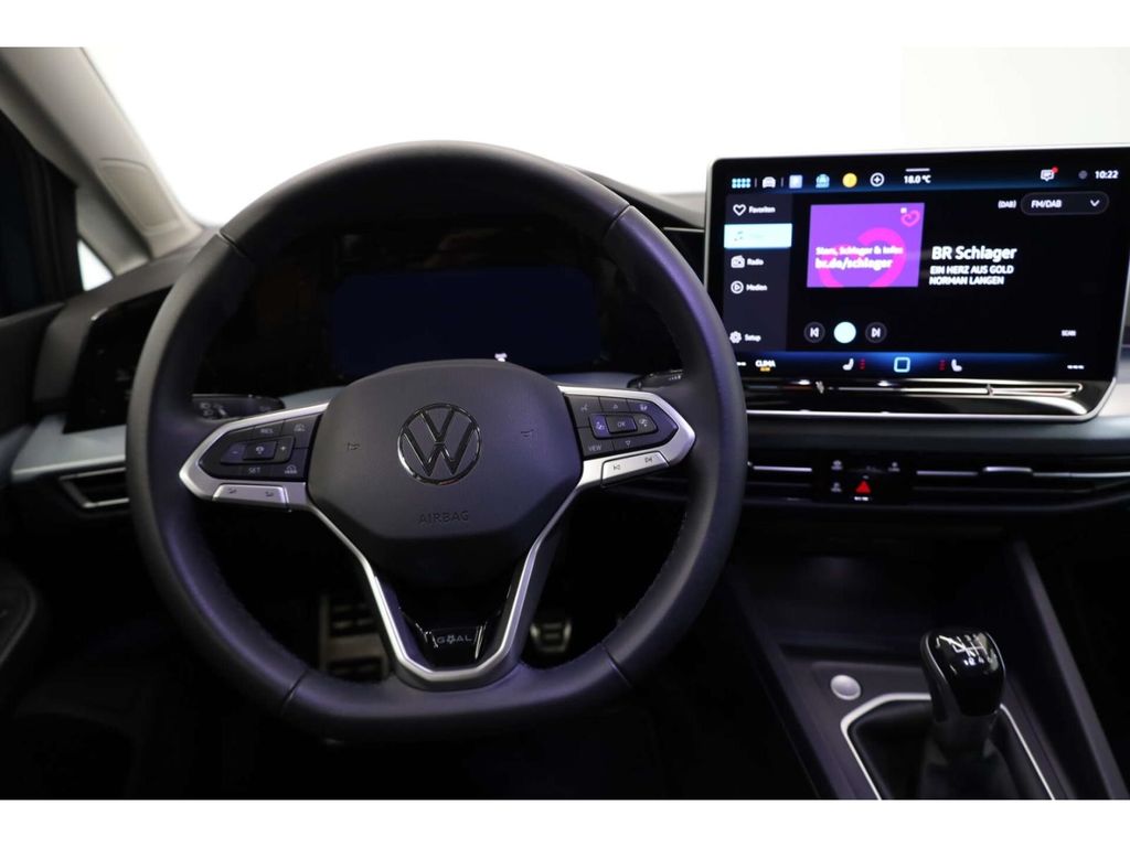 Volkswagen Golf 2025 г. Синий, пробег 16417 км