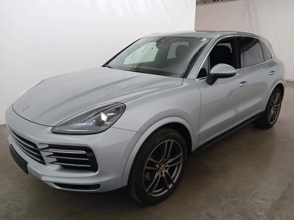 Porsche Cayenne 2023 г. Серебристый, пробег 47771 км