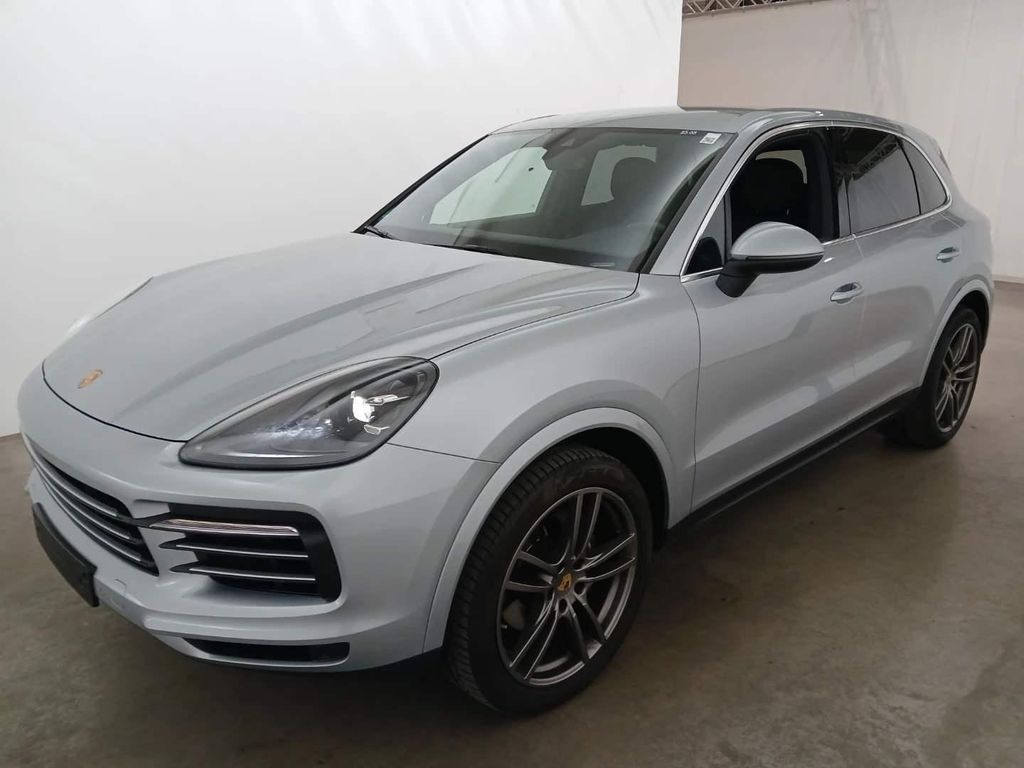 Porsche Cayenne 2023 г. Серебристый, пробег 47771 км