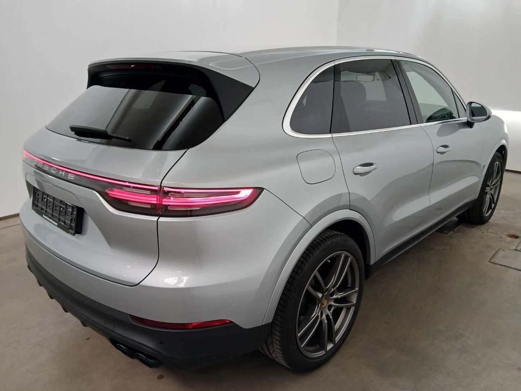 Porsche Cayenne 2023 г. Серебристый, пробег 47771 км