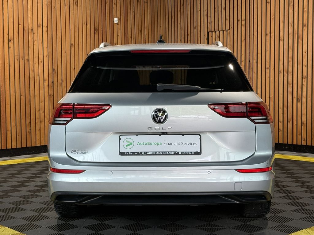Volkswagen Golf 2024 г. Серебристый, пробег 53142 км