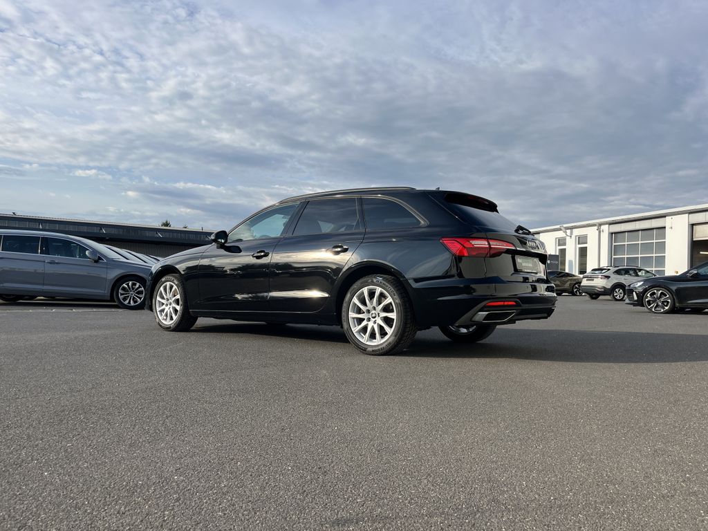 Audi A4 2022 г. Чёрный, пробег 49380 км