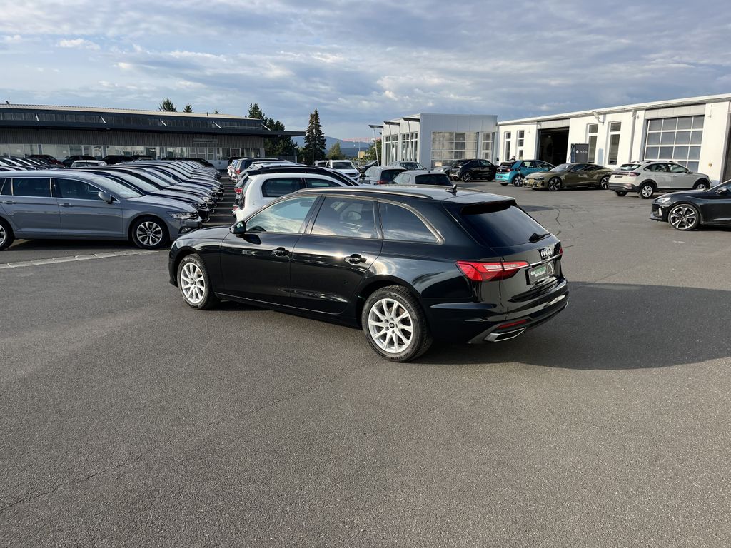 Audi A4 2022 г. Чёрный, пробег 49380 км