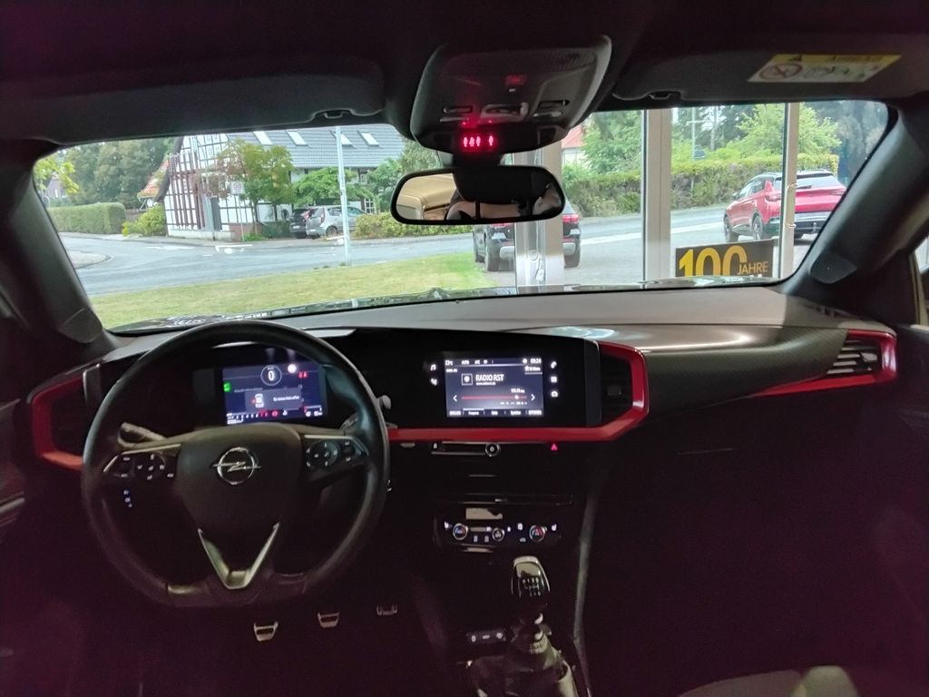 Opel Mokka 2022 г. Белый, пробег 37000 км