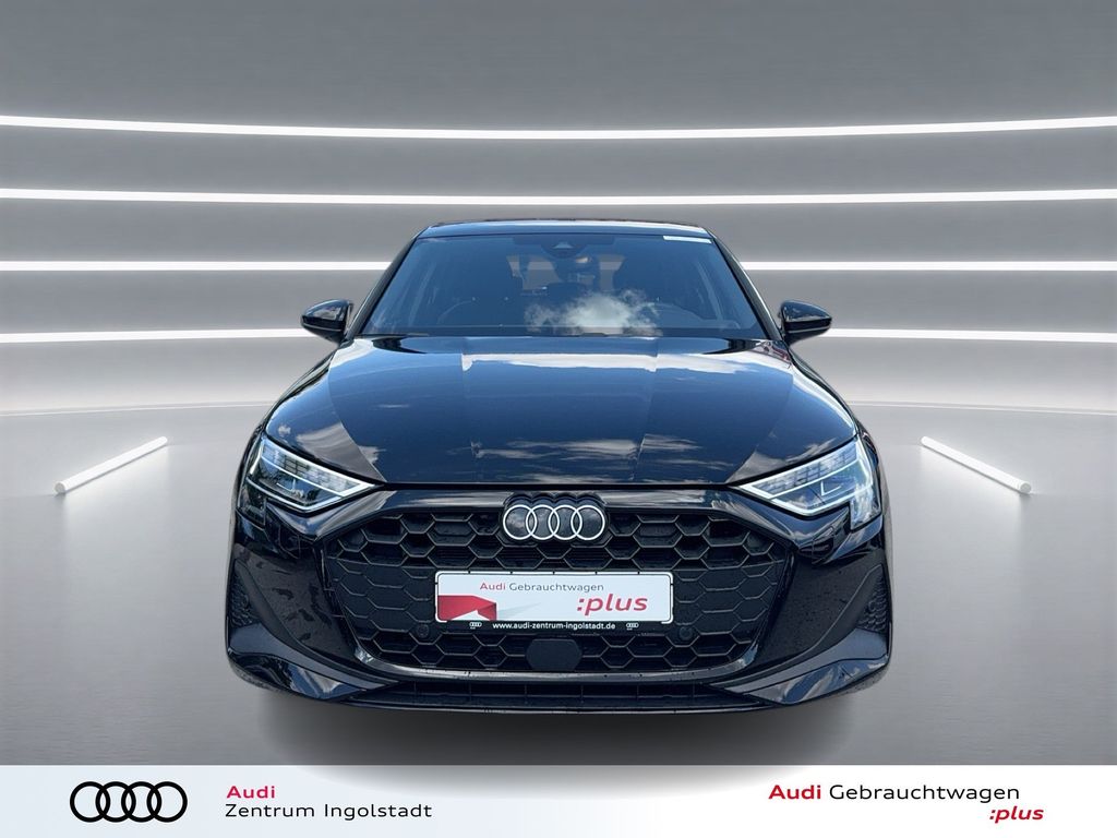 Audi A3 2025 г. Чёрный, пробег 31424 км