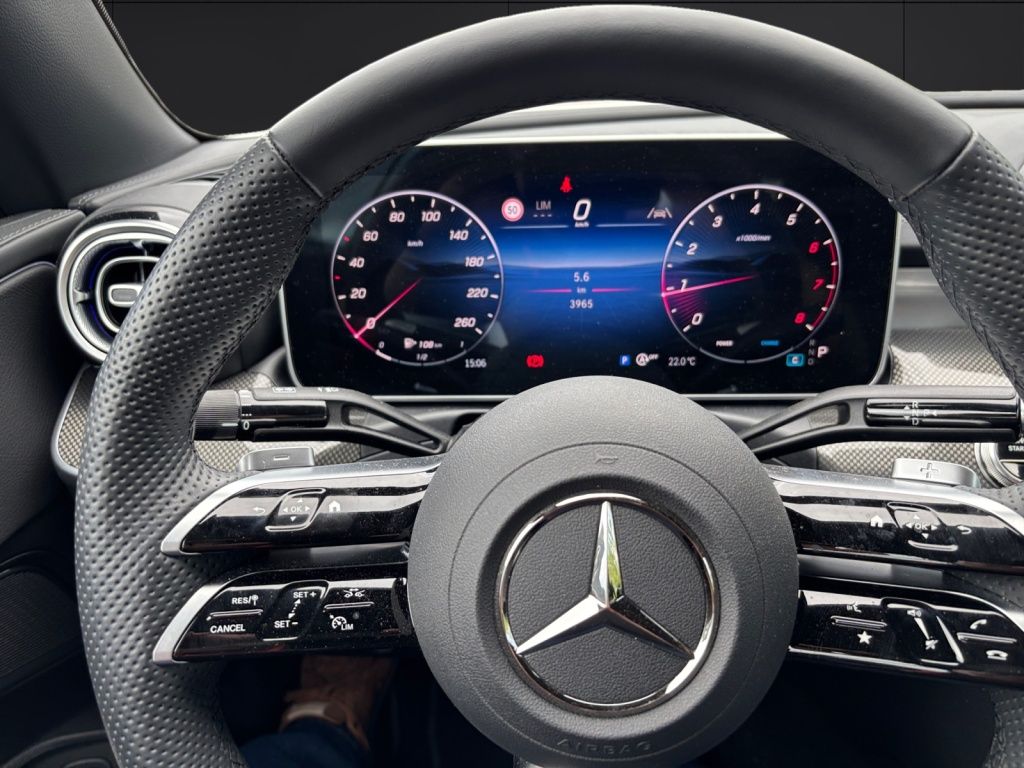 Mercedes-Benz CLE 200 2025 г. Белый, пробег 4000 км