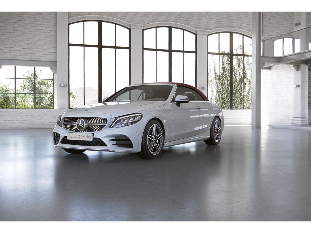 Mercedes-Benz C 180 2021 г. Белый, пробег 40384 км