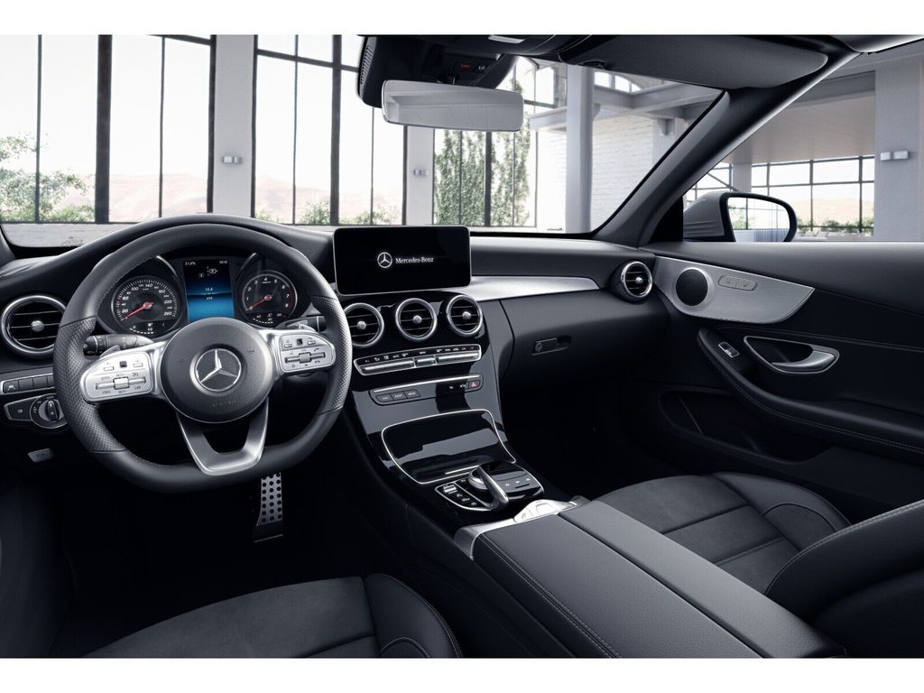 Mercedes-Benz C 180 2021 г. Белый, пробег 40384 км