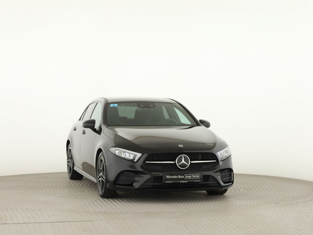Mercedes-Benz A 200 2021 г. Чёрный, пробег 49436 км
