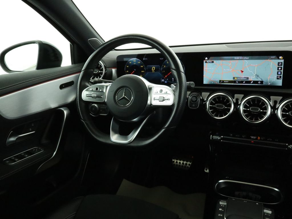 Mercedes-Benz A 200 2021 г. Чёрный, пробег 49436 км