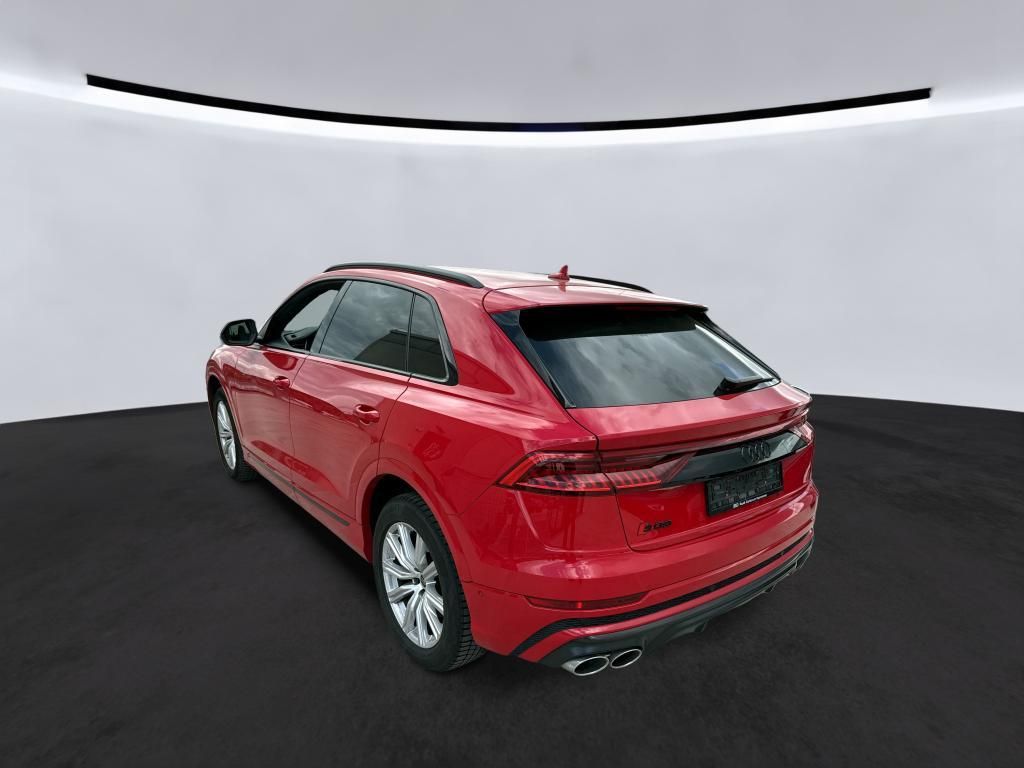 Audi SQ8 2023 г. Красный, пробег 39364 км