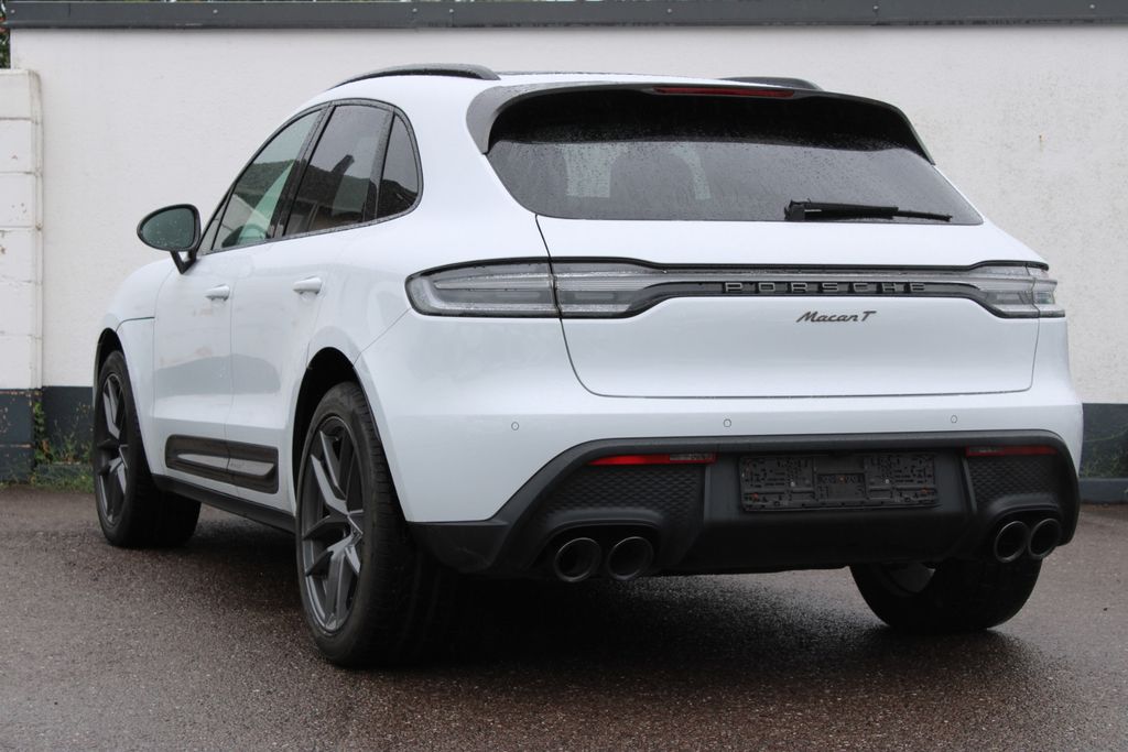 Porsche Macan 2023 г. Белый, пробег 45000 км