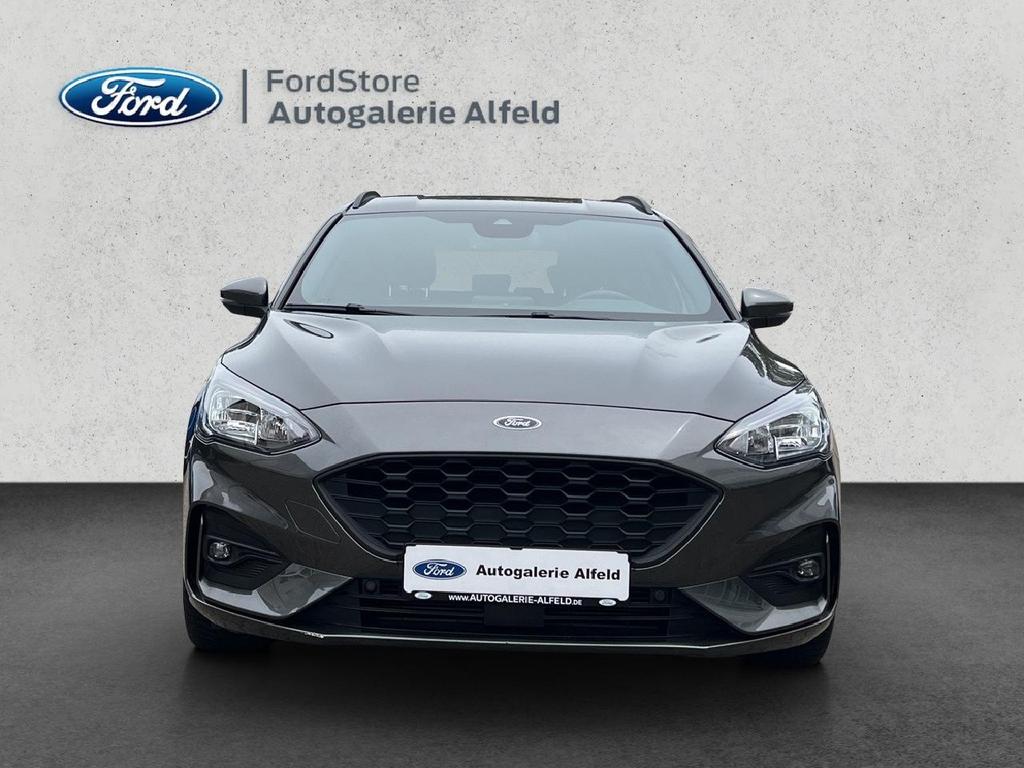 Ford Focus 2022 г. Серый, пробег 46424 км