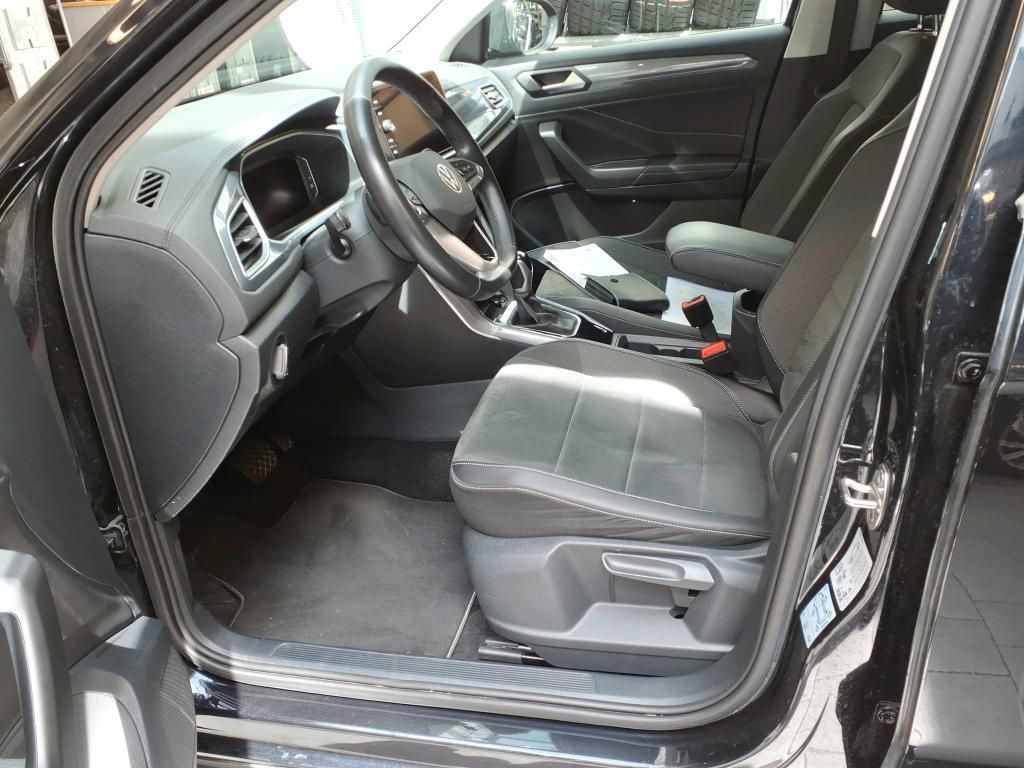 Volkswagen T-Roc 2023 г. Чёрный, пробег 39352 км