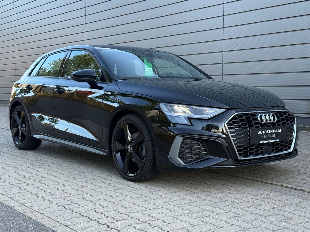 Audi A3 2023 г. Чёрный, пробег 50118 км