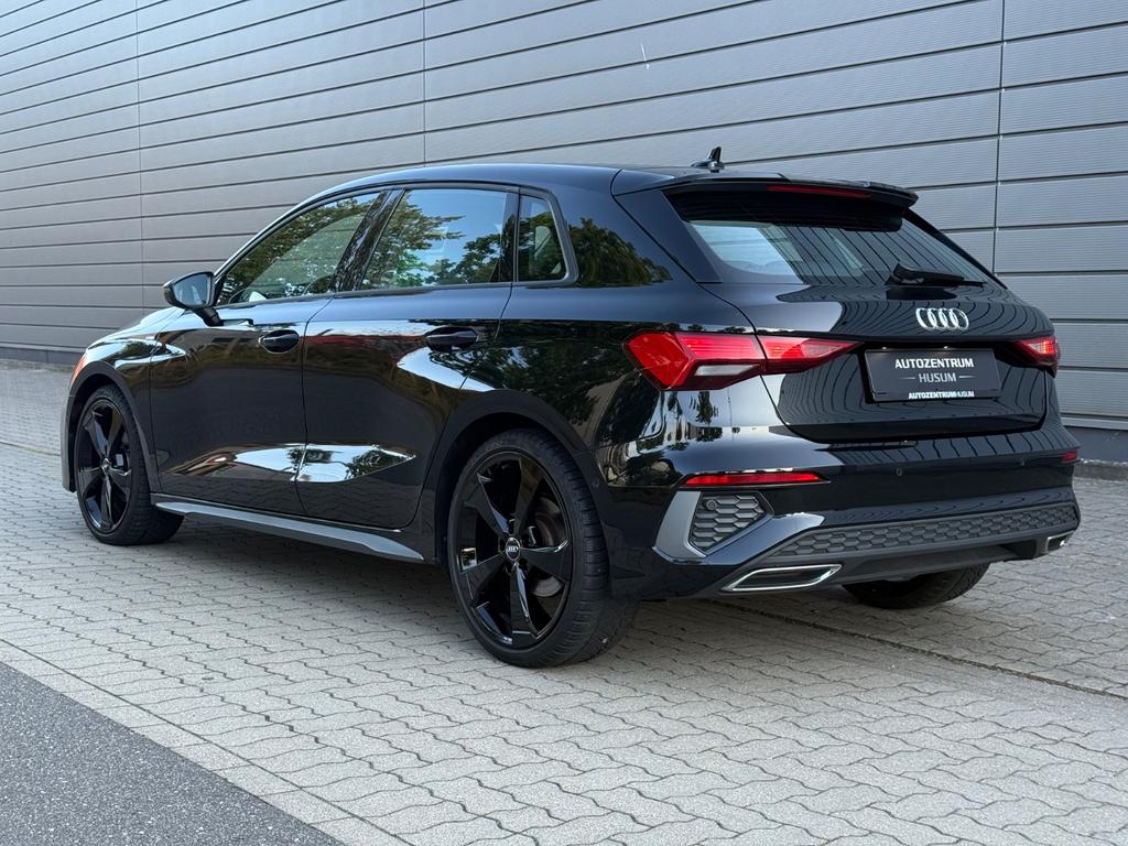 Audi A3 2023 г. Чёрный, пробег 50118 км