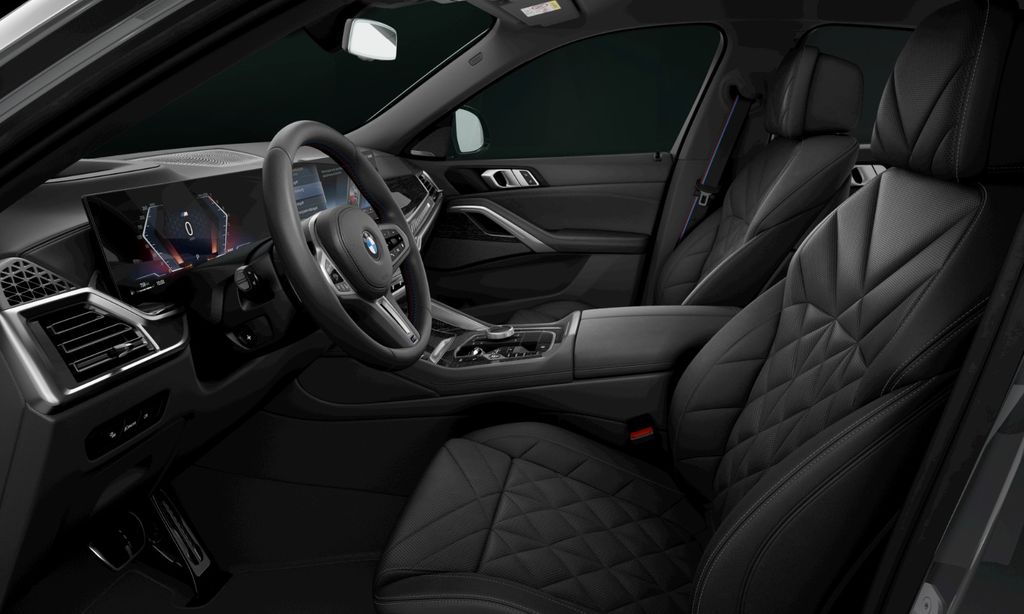 BMW X6 M60 2023 г. Серый, пробег 45300 км