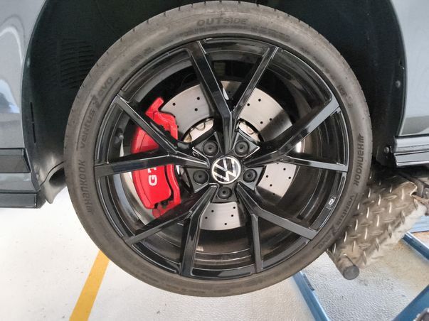 Volkswagen Golf 2025 г. Серый, пробег 14910 км