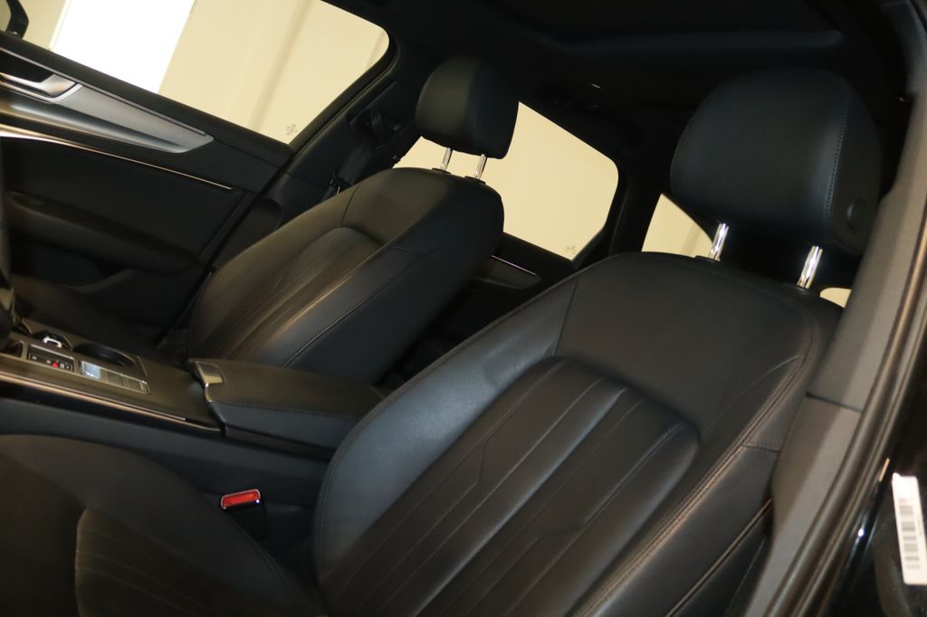 Audi A6 2023 г. Чёрный, пробег 45100 км