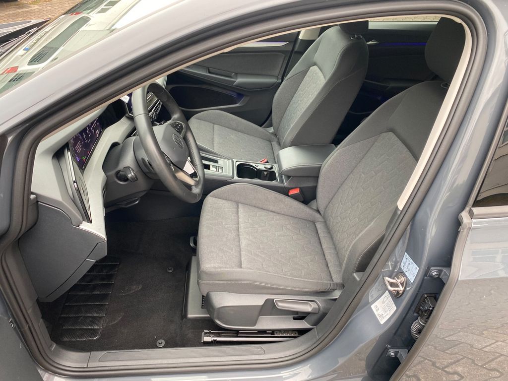 Volkswagen Golf 2025 г. Серый, пробег 57000 км