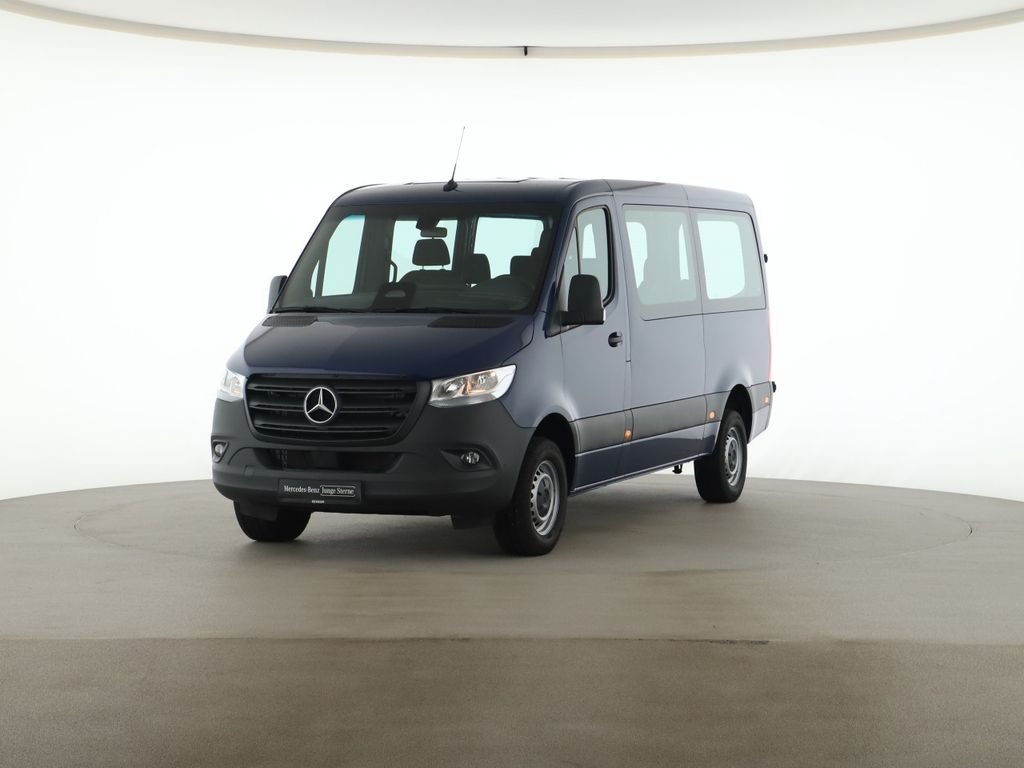 Mercedes-Benz SPRINTER 2024 г. Синий, пробег 17800 км