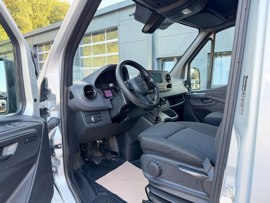 Mercedes-Benz SPRINTER 2021 г. Серебристый, пробег 42200 км