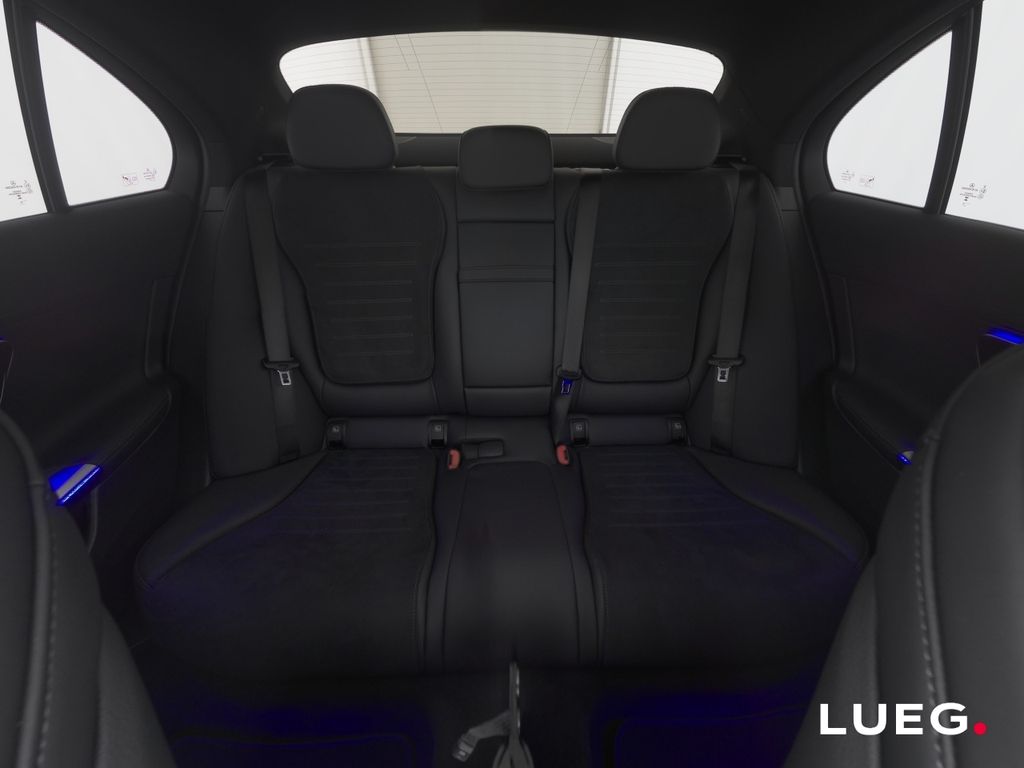 Mercedes-Benz C 200 2025 г. Чёрный, пробег 24719 км