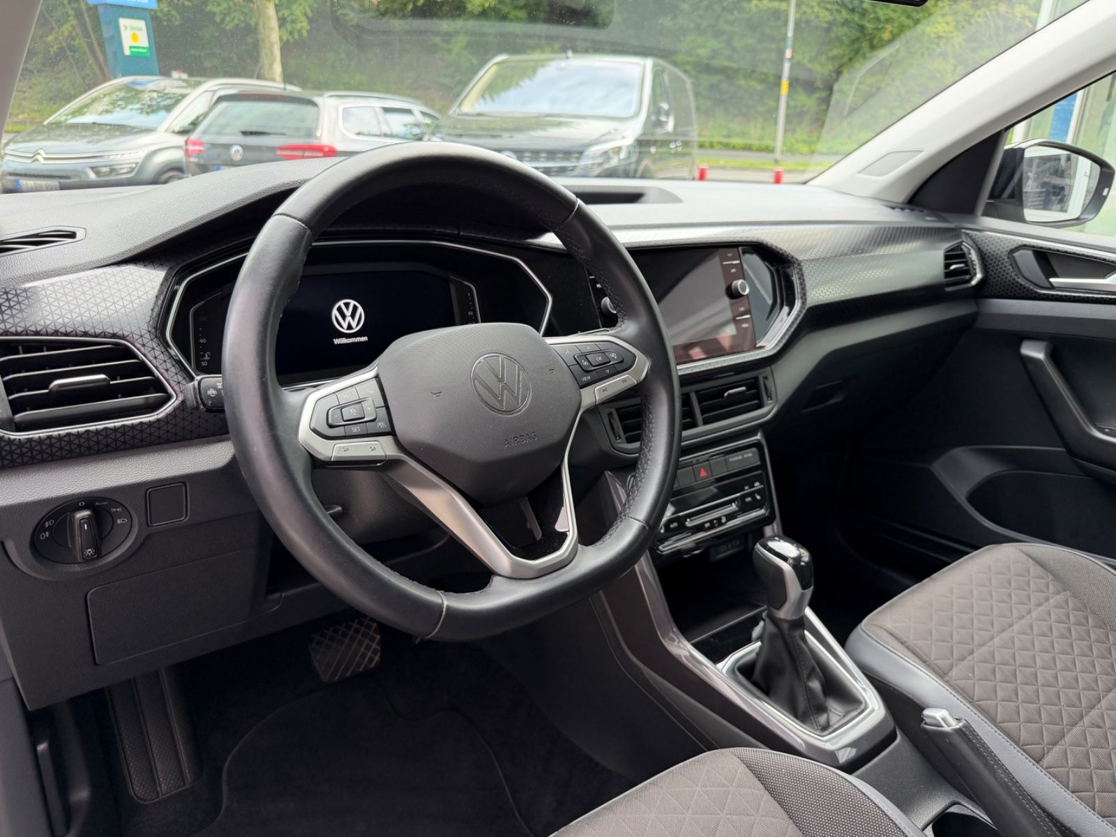 Volkswagen T-Cross 2021 г. Серый, пробег 34958 км