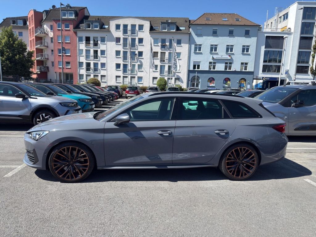 Cupra Leon 2022 г. Серый, пробег 40726 км