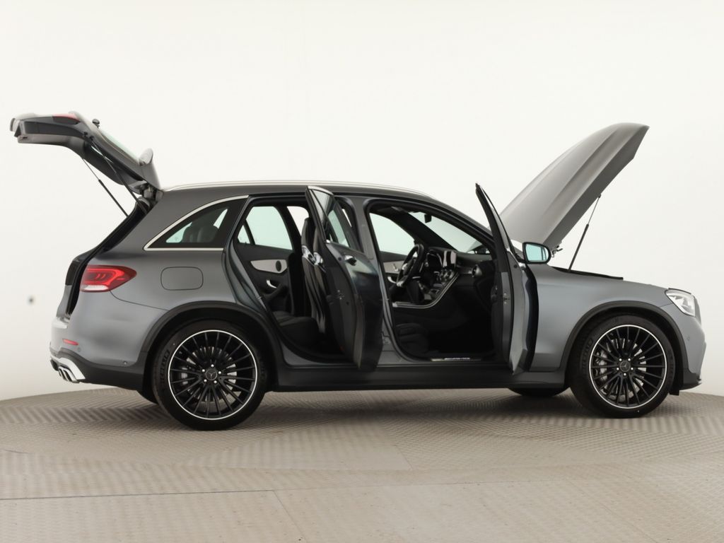 Mercedes-Benz GLC 63 AMG 2022 г. Серый, пробег 45916 км