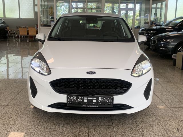 Ford Fiesta 2022 г. Белый, пробег 50000 км