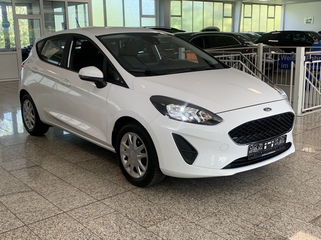 Ford Fiesta 2022 г. Белый, пробег 50000 км