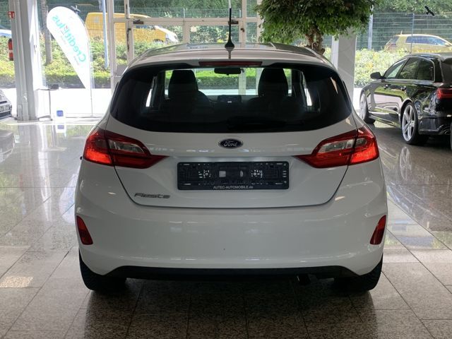 Ford Fiesta 2022 г. Белый, пробег 50000 км