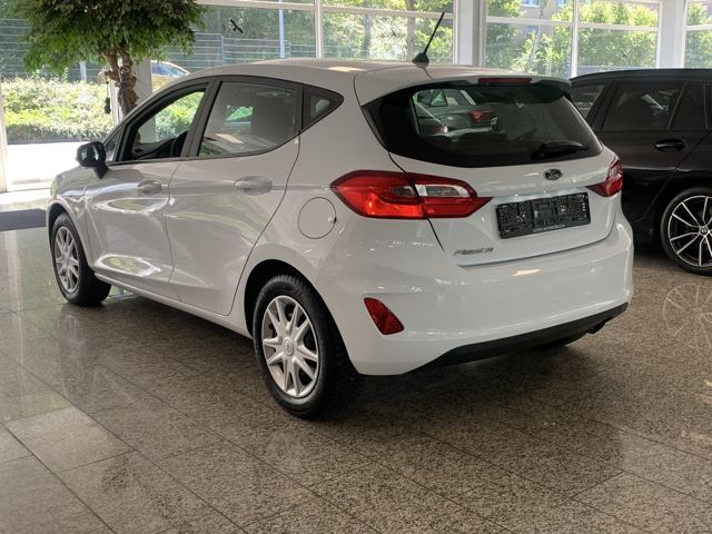 Ford Fiesta 2022 г. Белый, пробег 50000 км