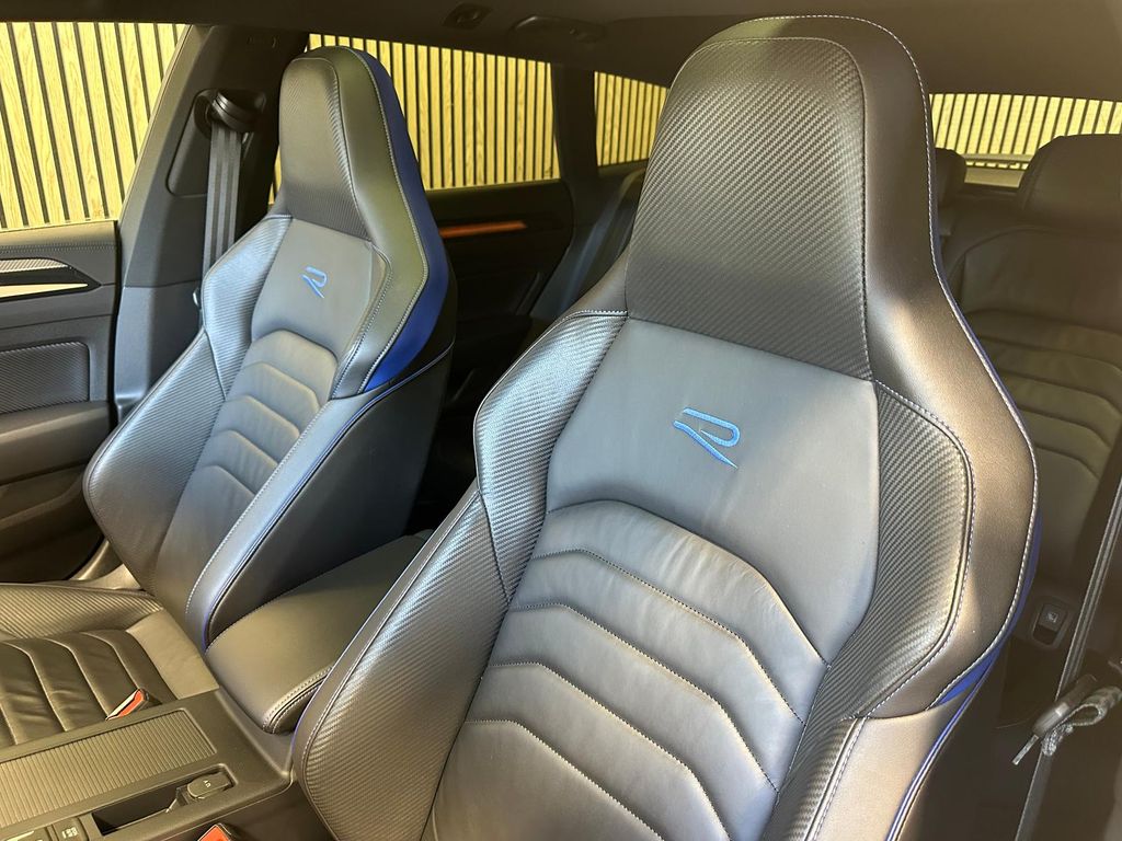 Volkswagen Arteon 2023 г. Синий, пробег 26245 км