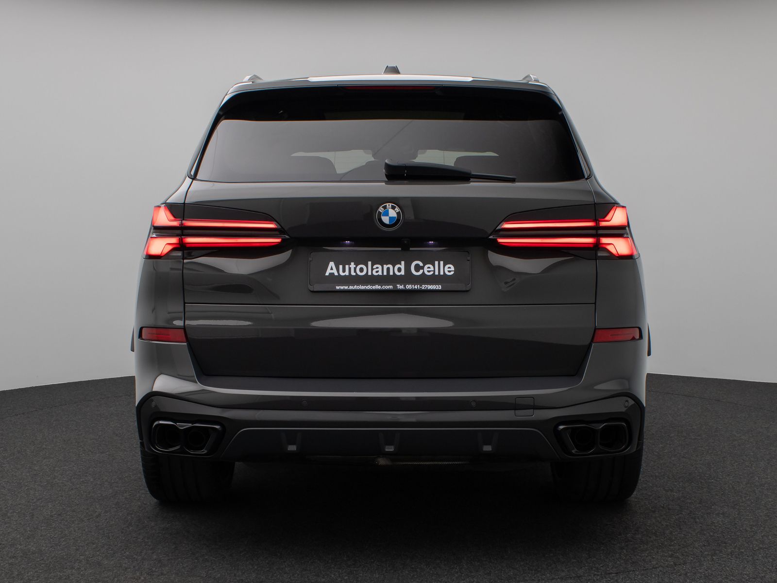 BMW X5 M60 2023 г. Серый, пробег 29107 км