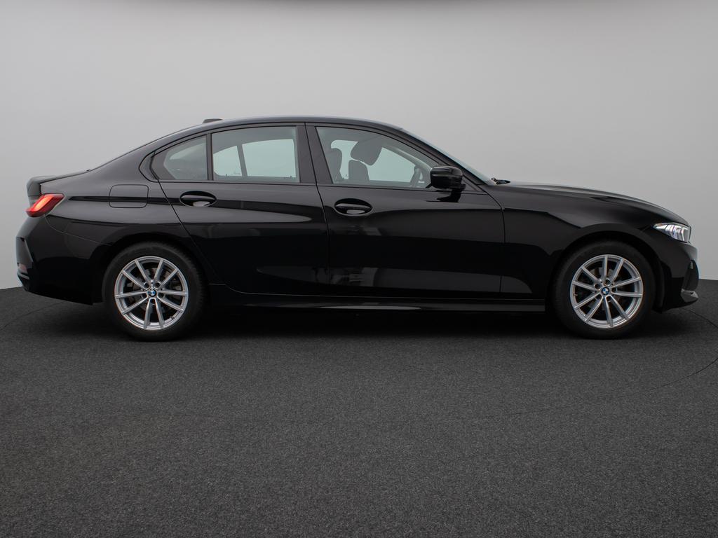BMW 318 2024 г. Чёрный, пробег 46017 км