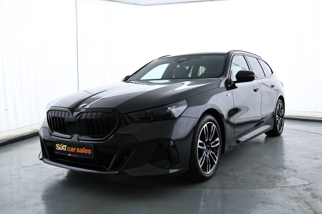 BMW 540 2025 г. Чёрный, пробег 30734 км