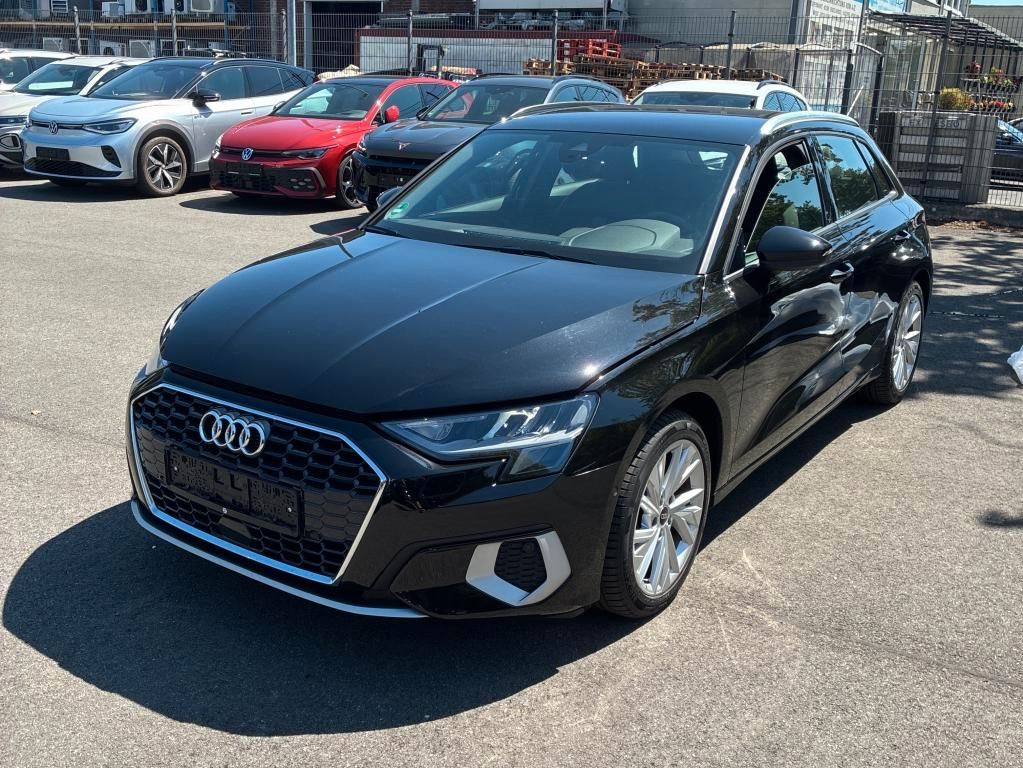 Audi A3 2022 г. Чёрный, пробег 43250 км