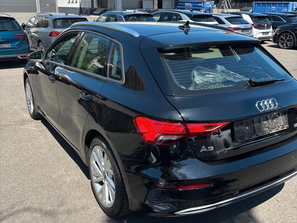 Audi A3 2022 г. Чёрный, пробег 43250 км