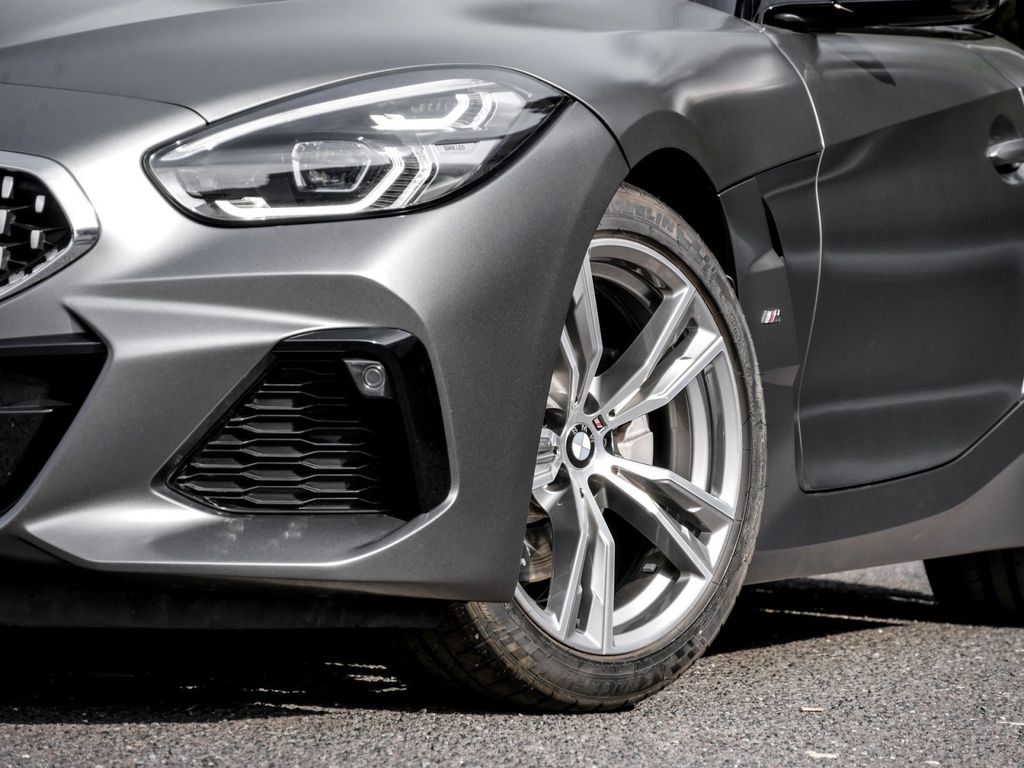 BMW Z4 2022 г. Серый, пробег 21945 км