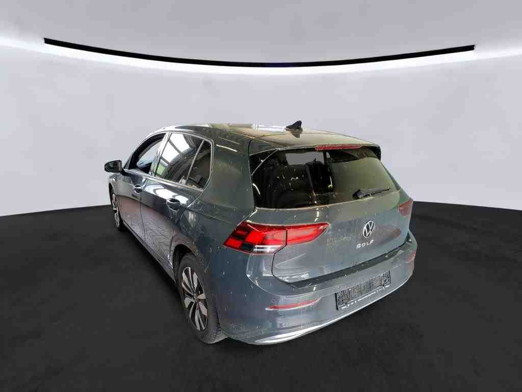 Volkswagen Golf 2024 г. Серый, пробег 31120 км