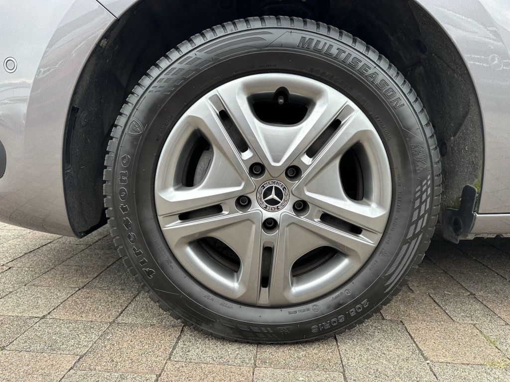 Mercedes-Benz Citan 2023 г. Серый, пробег 27650 км