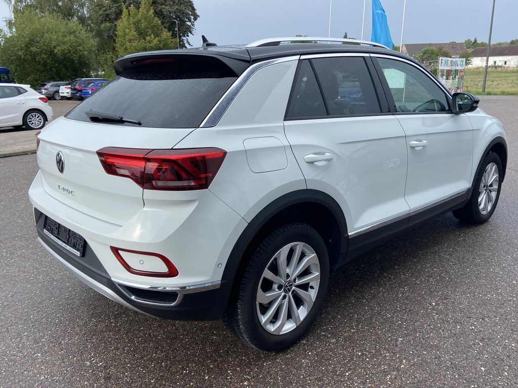 Volkswagen T-Roc 2023 г. Белый, пробег 35411 км