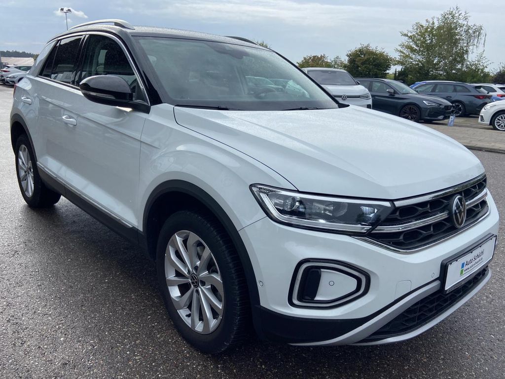 Volkswagen T-Roc 2023 г. Белый, пробег 35411 км