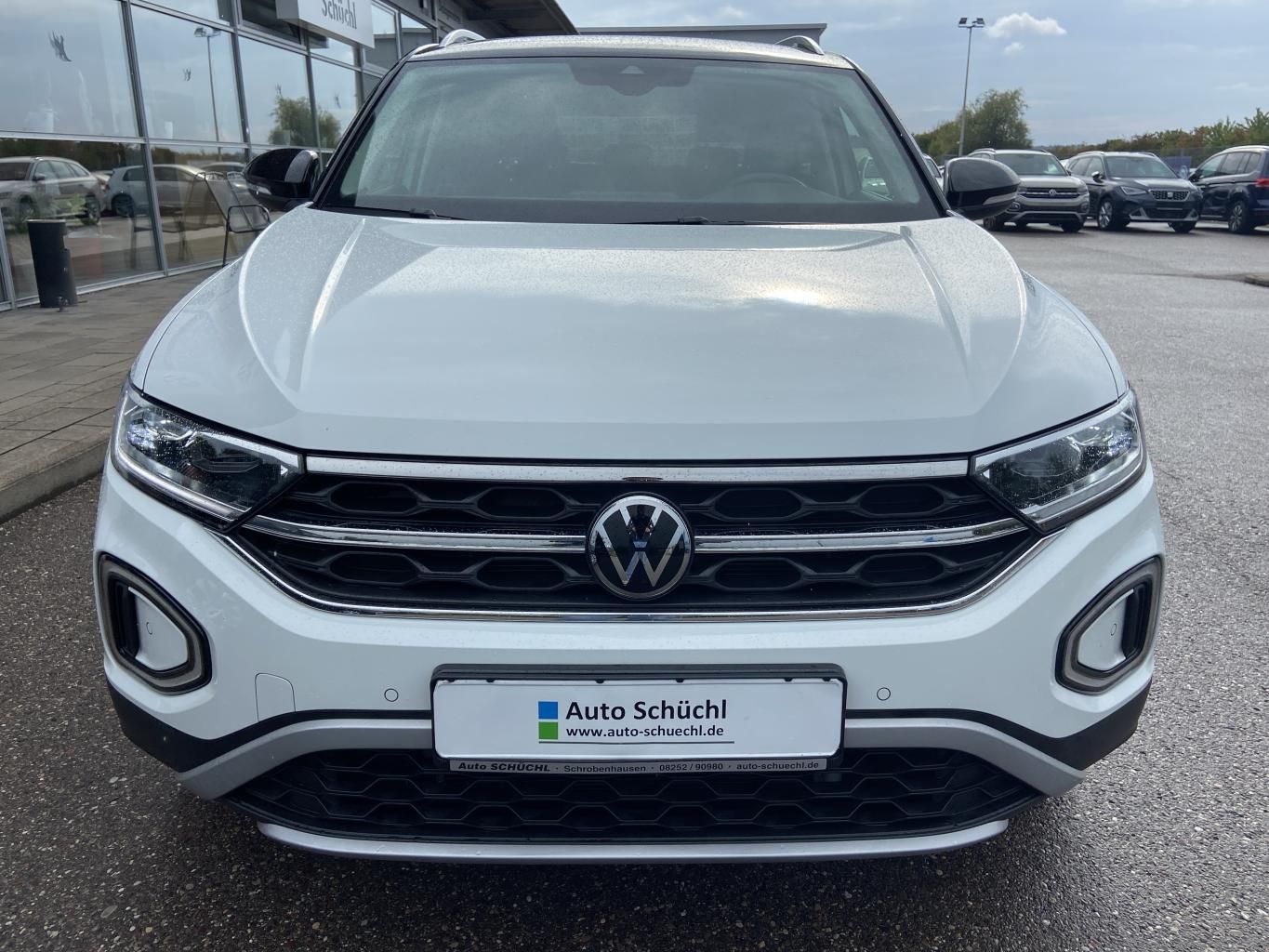 Volkswagen T-Roc 2023 г. Белый, пробег 35411 км